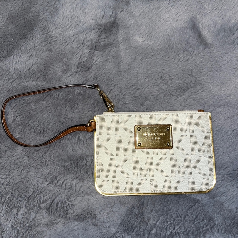 Michael Kors coin wristlet